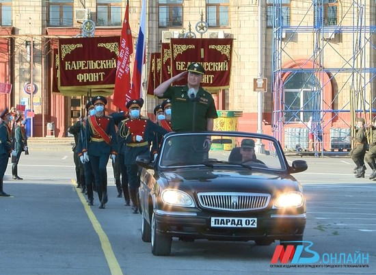 Военнослужащие ЮВО провели тренировку парада 24 июня в Волгограде